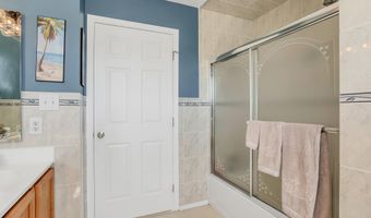 25 Cannonball Dr, Barnegat, NJ 08005
