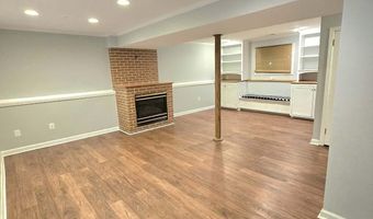 30 CLARK Dr, Barrington, NJ 08007