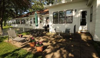 162 Pillsbury Pt, Arnolds Park, IA 51331