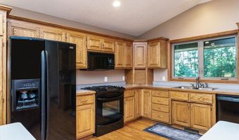 956 160th Ln NE, Ham Lake, MN 55304