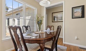25 Southern View Dr, Narragansett, RI 02882