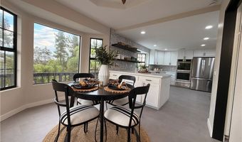 1677 S Hill Ave, Fallbrook, CA 92028