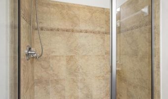 1915 TOWNE CENTRE Blvd #306, Annapolis, MD 21401