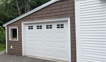 9 Anderson St, Belfast, ME 04915
