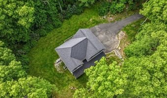 127 Putnam Park Rd, Bethel, CT 06801
