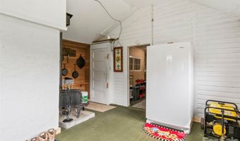 138 Robert Phillips Rd, Bakersville, NC 28705