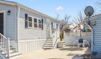 8801 BAY RIDGE Dr, Berlin, MD 21811