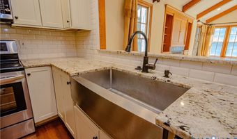 200 La Mae Cir, Aylett, VA 23009