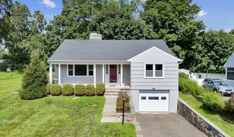27 Skyline Dr, Brookfield, CT 06804
