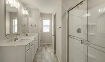5860 156th St W, Apple Valley, MN 55124