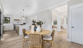 14 Kay Blvd, Middletown, RI 02842