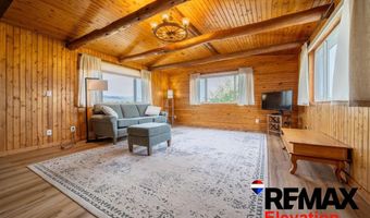 21 Sunburst Dr, Cody, WY 82414