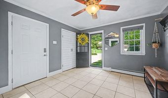 25 Claire Dr, Attleboro, MA 02703