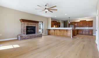 1219 WAR EAGLE, Alexander, AR 72002