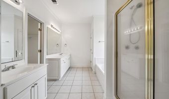 9832 S Vignes Lake Ave, Baton Rouge, LA 70817