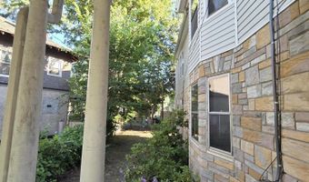 2 Maple Ave, Albany, NY 12208