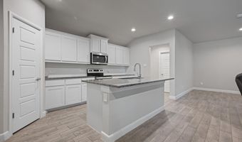 516 Highland Park Trl, Alvarado, TX 76009