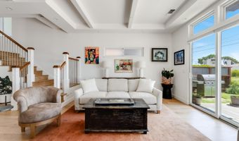 199 Shoreview Dr, Aptos, CA 95003