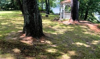 23 Bittersweet Ln, Chesterfield, NH 03466