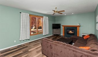 301 NW Seasons Dr, Ankeny, IA 50023