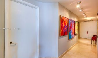 3131 NE 188th St 1-808, Aventura, FL 33180