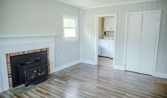 727 PEAR St, Dover, DE 19904