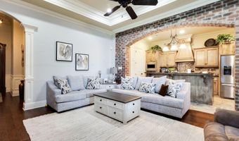 102 Bayou Parc Dr, Youngsville, LA 70592