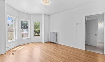 21 Hyde St 2, Burlington, VT 05401