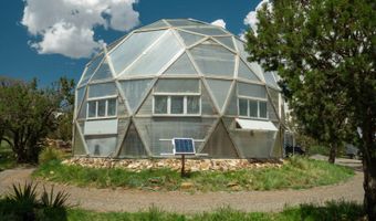 211 Vera Cruz Rd, Capitan, NM 88316