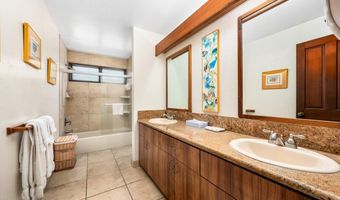 78-261 MANUKAI St 1204, Kailua Kona, HI 96740