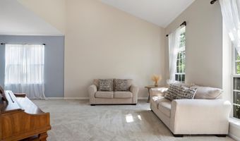 1690 Meadowside Dr, Ann Arbor, MI 48104