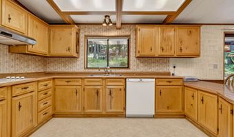 1783 DEARINGER Rd, Addy, WA 99101