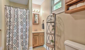 24483 Cave Creek Rd, Abingdon, VA 24211