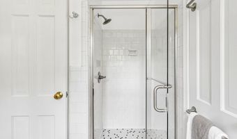 5601 KIRKWOOD Dr, Bethesda, MD 20816