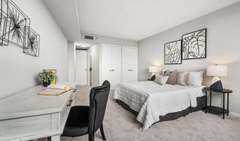 1101 S ARLINGTON RIDGE Rd 212, Arlington, VA 22202