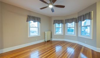 200 Woodward Ave, East Providence, RI 02914