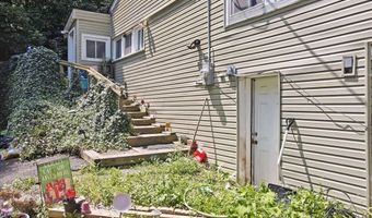 6680 Haasadahl Rd, Allentown, PA 18106