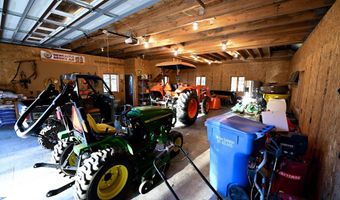 170 Th St, Albia, IA 52531