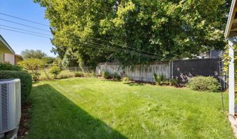 1209 11th St, Benton City, WA 99320