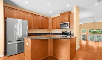892 Queen City Cres, Apex, NC 27523