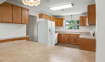 805 Bouslog St, Bay St. Louis, MS 39520