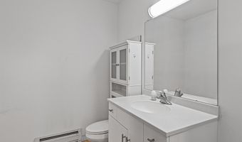 193 St. Paul St 101, Burlington, VT 05401