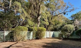 2301 Hermitage Rd, Beaufort, SC 29902