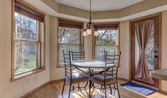 624 S KELLER PARK Dr, Appleton, WI 54914