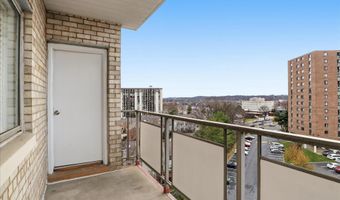 5340 HOLMES RUN Pkwy 904, Alexandria, VA 22304