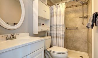 1058 Royal Palm Dr, Barefoot Bay, FL 32976