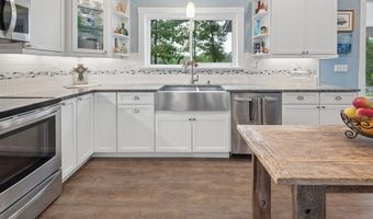 3709 NW 67th Ter, Bell, FL 32619