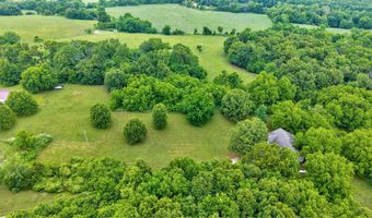 21445 Lawrence 2074, Ash Grove, MO 65604
