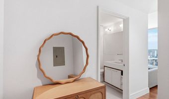 1 Dalton St 2412, Boston, MA 02115