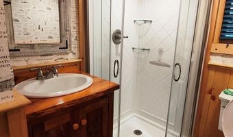 128 Browns Beach Rd, Bristol, NH 03222